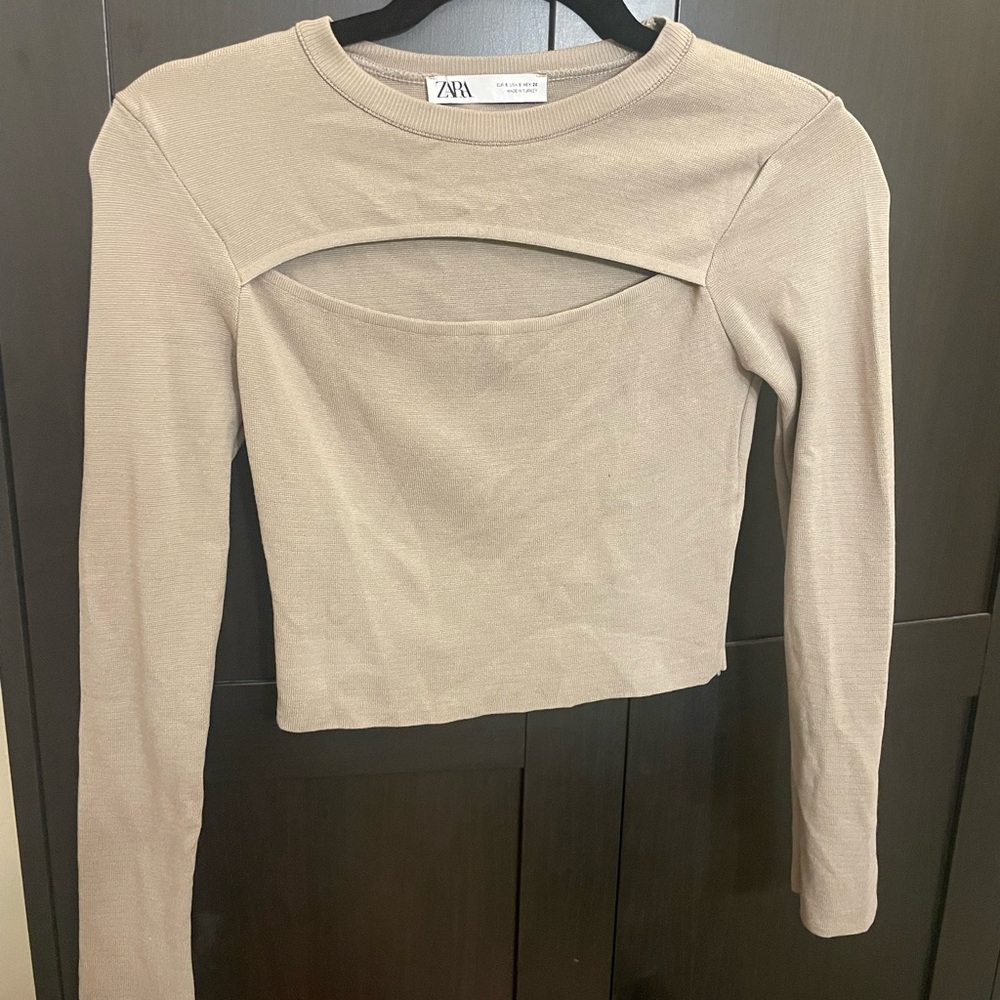 Zara Women's Beige Cut-Out Long Sleeve Blouse